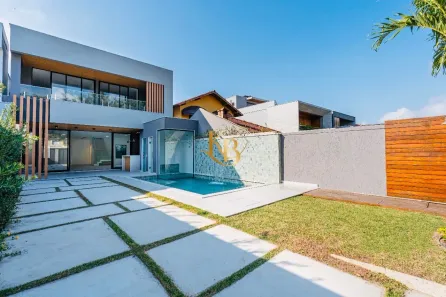 Casa de Condomínio com 4 Quartos à venda, 350m² no Barra da Tijuca, Rio de Janeiro