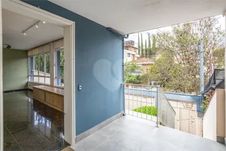 Casa com 3 Quartos para venda ou aluguel, 297m² no Vila Romana, São Paulo