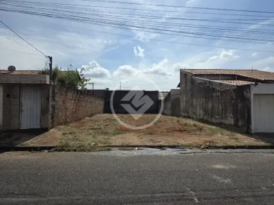 Lote/Terreno à venda, 250m² no Jardim Europa, Uberlândia