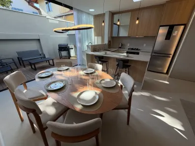 Casa de Condomínio com 3 Quartos à venda, 160m² no Iririú, Joinville