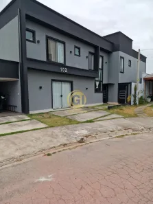 Casa de Condomínio com 4 Quartos para alugar, 247m² no Jardim Jacinto, Jacareí