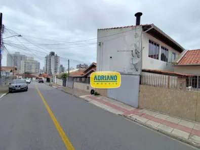 Casa com 2 Quartos para alugar, 60m² no Bela Vista, São José
