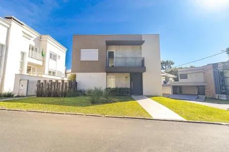 Casa de Condomínio com 3 Quartos à venda, 313m² no Santa Felicidade, Curitiba