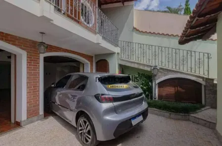 Sobrado com 5 Quartos à venda, 300m² no Jardim, Santo André
