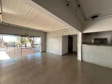 Casa com 1 Quarto para alugar, 4520m² no Centro, Cascavel