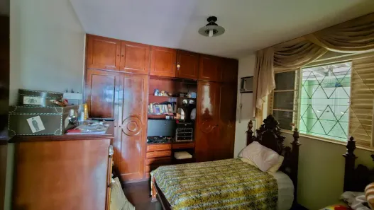Casa com 3 Quartos à venda, 241m² no Setor Aeroporto, Goiânia