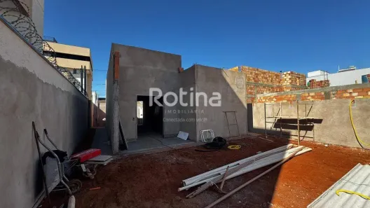 Casa com 2 Quartos à venda, 65m² no Novo Mundo, Uberlândia