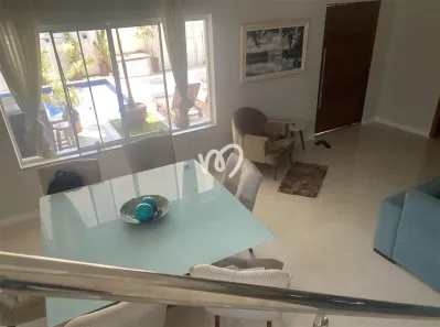 Casa de Condomínio com 5 Quartos à venda, 195m² no Recreio dos Bandeirantes, Rio de Janeiro