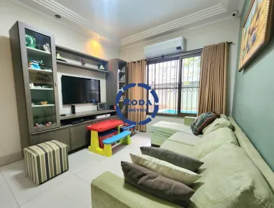 Sobrado com 3 Quartos à venda, 159m² no Embaré, Santos