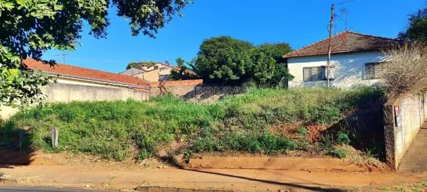 Lote/Terreno à venda, 209m² no Vila Ferroviária, Araraquara