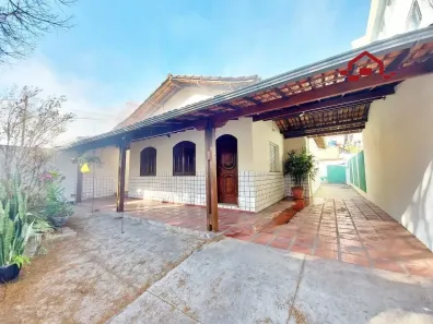 Casa com 2 Quartos à venda, 120m² no Padre Eustáquio, Belo Horizonte