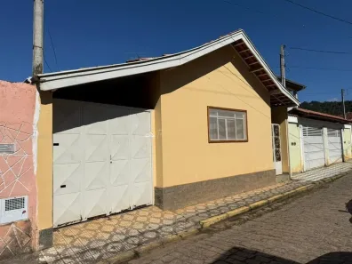 Casa com 3 Quartos à venda, 200m² no , São Bento do Sapucaí