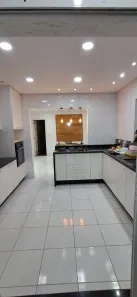 Sobrado com 3 Quartos para alugar, 200m² no Vila Yara, Osasco