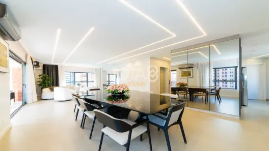 Apartamento com 3 Quartos à venda, 240m² no Cabral, Curitiba