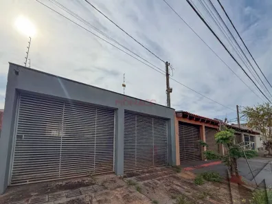 Casa com 2 Quartos para alugar, 64m² no Colúmbia, Londrina