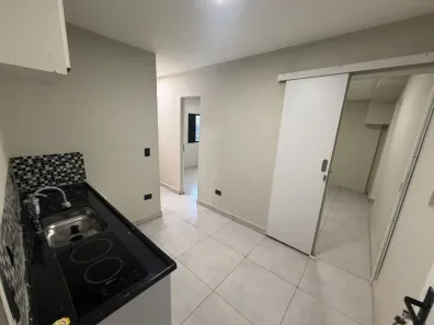 Apartamento com 2 Quartos para alugar, 34m² no Bom Retiro, São Paulo