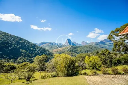 Casa com 5 Quartos à venda, 450m² no Cuiabá, Petrópolis