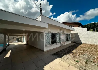 Casa com 3 Quartos à venda, 200m² no São João, Itajaí
