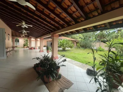Casa de Condomínio com 4 Quartos à venda, 600m² no Ponta Negra, Manaus
