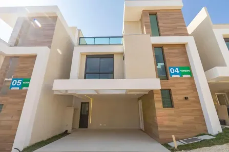 Casa de Condomínio com 3 Quartos à venda, 182m² no Santa Felicidade, Curitiba
