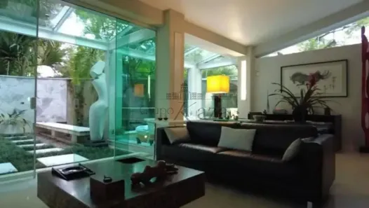 Sobrado com 4 Quartos à venda, 750m² no Jardim Europa, São Paulo