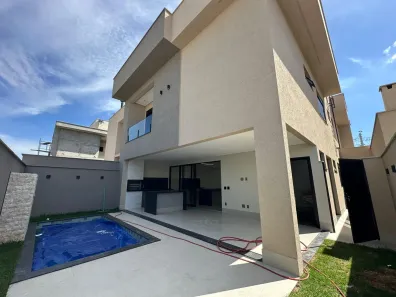 Sobrado com 3 Quartos à venda, 248m² no Jardins Sevilha, Aparecida de Goiânia