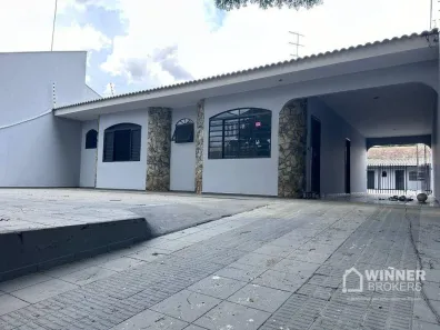 Casa com 4 Quartos à venda, 200m² no Vila Morangueira, Maringá