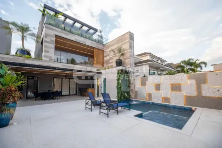 Casa de Condomínio com 5 Quartos à venda, 246m² no Vargem Grande, Rio de Janeiro