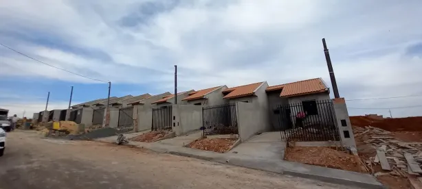 Casa com 2 Quartos à venda, 50m² no Centro, Ponta Grossa