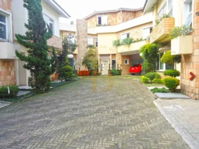 Casa de Condomínio com 4 Quartos à venda, 336m² no Jardim Cordeiro, São Paulo