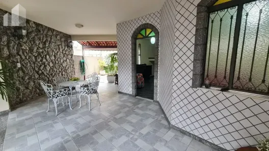Casa com 4 Quartos à venda, 195m² no Centro, Nova Iguaçu