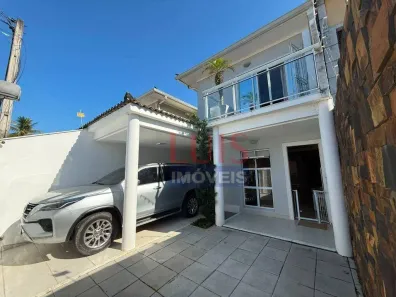 Casa com 4 Quartos à venda, 202m² no Piratininga, Niterói
