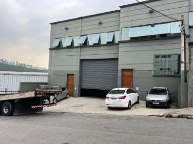 Galpão/Depósito/Armazém para alugar, 1400m² no Guaturinho, Cajamar