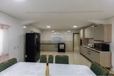 Casa com 3 Quartos à venda, 246m² no Tulipas, Jundiaí