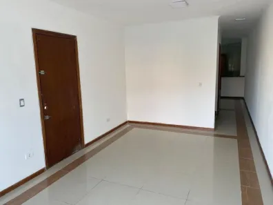 Sobrado com 3 Quartos à venda, 250m² no Parque das Cigarreiras, Taboão da Serra