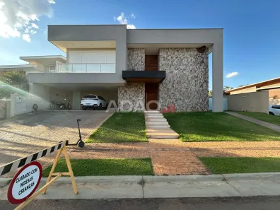Casa de Condomínio com 4 Quartos à venda, 630m² no Jardins Munique, Goiânia