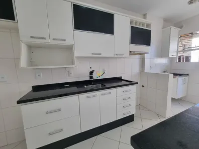 Apartamento com 2 Quartos à venda, 67m² no Barreiros, São José