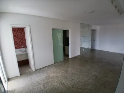 Apartamento com 3 Quartos para alugar, 130m² no Renascença, São Luís