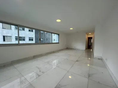 Apartamento com 4 Quartos para alugar, 196m² no Funcionários, Belo Horizonte