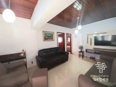 Casa com 4 Quartos à venda, 280m² no Jardim São Roque, Americana