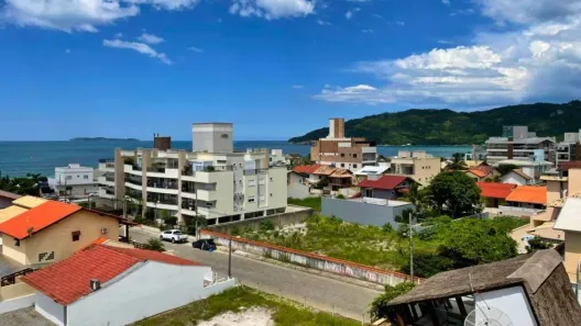 Apartamento com 2 Quartos à venda, 95m² no , Bombinhas