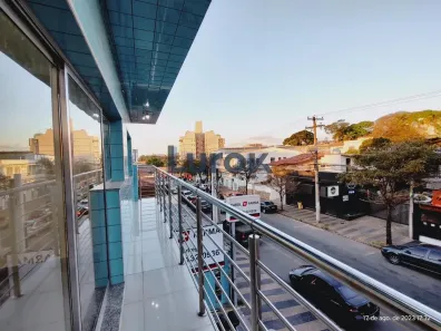 Casa com 3 Quartos para alugar, 250m² no Vila Olivo, Valinhos