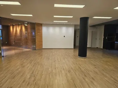 Sala Comercial para alugar, 153m² no Centro, São Paulo