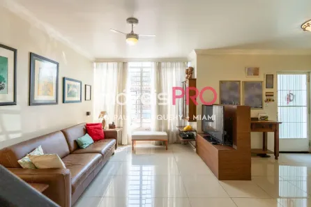 Casa com 3 Quartos à venda, 168m² no Vila Cordeiro, São Paulo