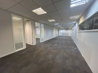 Sala Comercial para venda ou aluguel, 300m² no Vila Nova Conceição, São Paulo