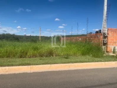 Lote/Terreno à venda, 270m² no Vila Santo Antônio, Votorantim