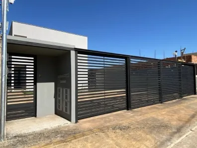Prédio Residencial com 6 Quartos à venda, 302m² no Setor Garavelo, Aparecida de Goiânia