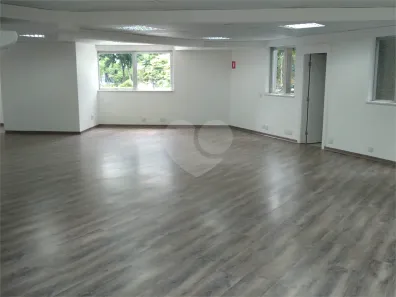 Sala Comercial para venda ou aluguel, 231m² no Vila Olímpia, São Paulo