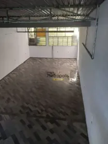 Galpão/Depósito/Armazém à venda, 357m² no Vila Santa Cecília, Mauá