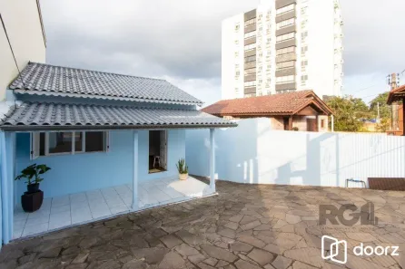 Casa com 2 Quartos à venda, 128m² no Cavalhada, Porto Alegre